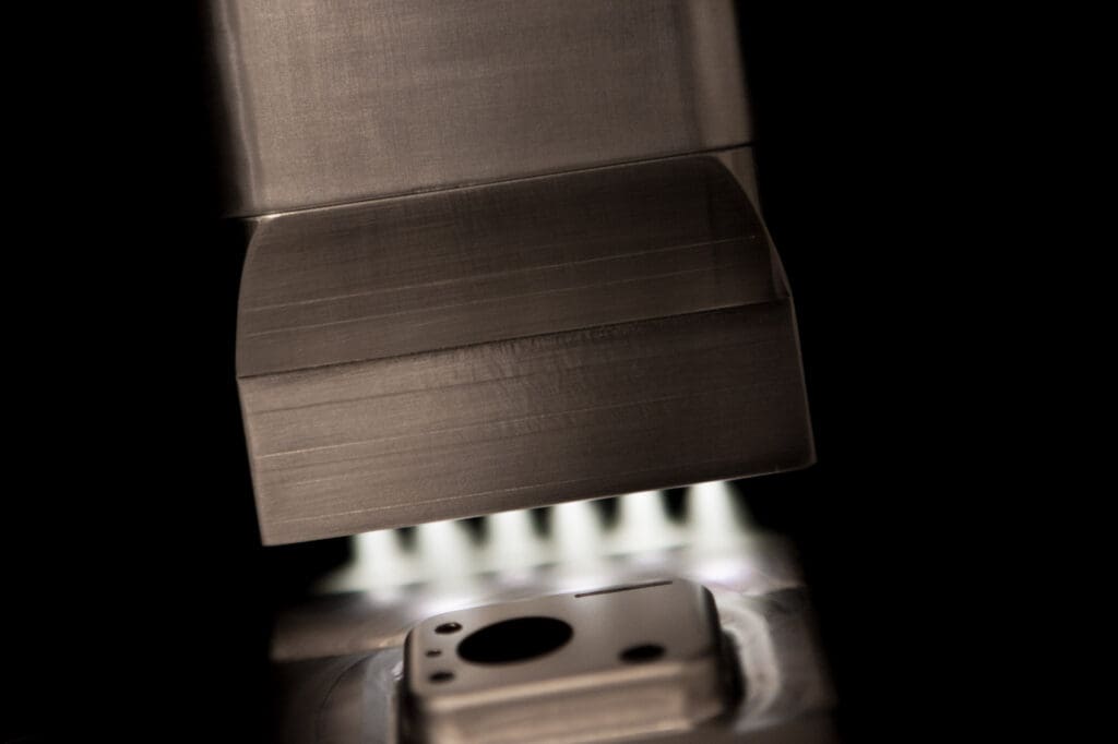 blown-ion-500-treating-metal-part Blown-ion™ 500