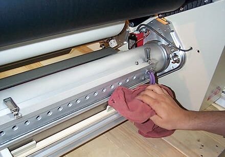corona-treater-electrode-roll-maintenance